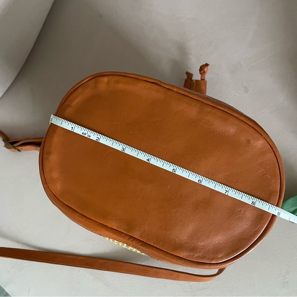 NWOT - KayikaBali - Isvara Drawstring Rattan Bucket Crossbody Bag - Picture 6 of 9